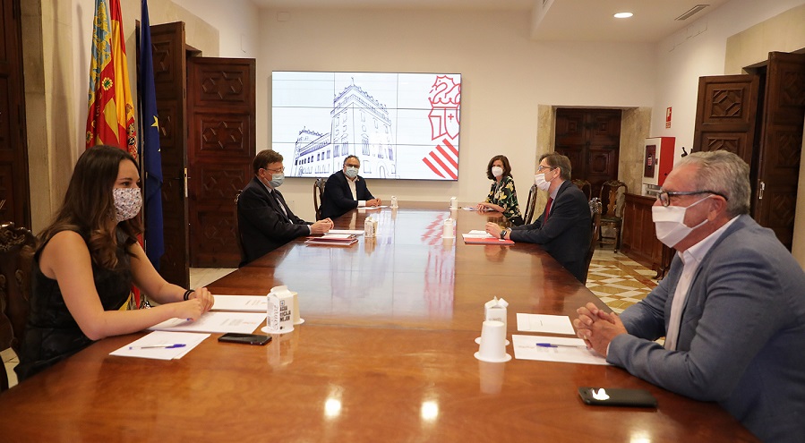 Ximo Puig es reuneix amb el sector cooperatiu per a abordar la seua participació en els acords de reconstrucció  